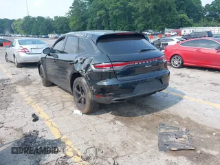 2021 Porsche Macan with VIN WP1AA2A50MLB12551, listed as a IAAI auction lot 42403309 with 44,697 mi miles and . Bid and sale history available at DreamBid. Image 3.