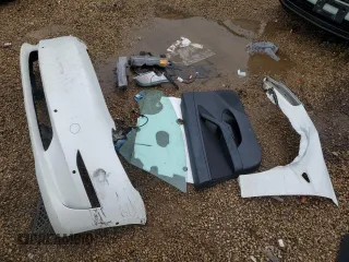 2020 Tesla Model 3 Long Range z VIN 5YJ3E1EB3LF667522, wystawiony jako Copart lot #57421145 z przebiegiem 77 821 mil mil oraz Szkoda całkowita • Salvage title. Historia ofert i sprzedaży dostępna na DreamBid. Obrazek 12.