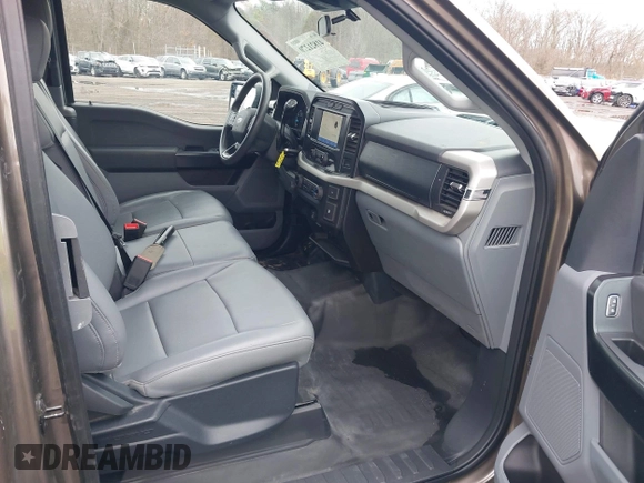 2021 Ford F-150 XL with VIN 1FTEX1EP6MKE04380, listed as a IAAI auction lot 41821270 with 41,353 mi miles and . Bid and sale history available at DreamBid. Image 5.
