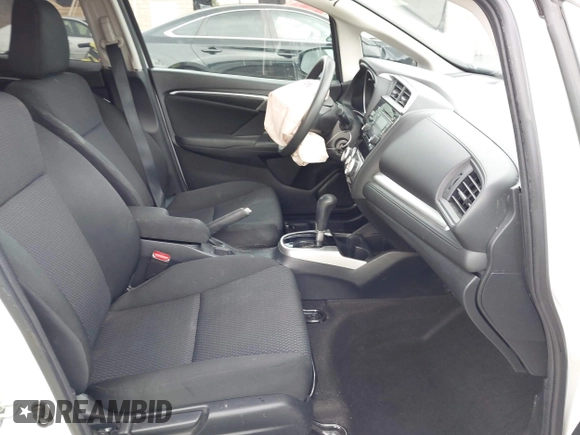 2019 Honda Fit LX with VIN 3HGGK5H48KM749627, listed as a IAAI auction lot 41940133 with 70,685 mi miles. Bid and sale history available at carsss.com. Image 5.