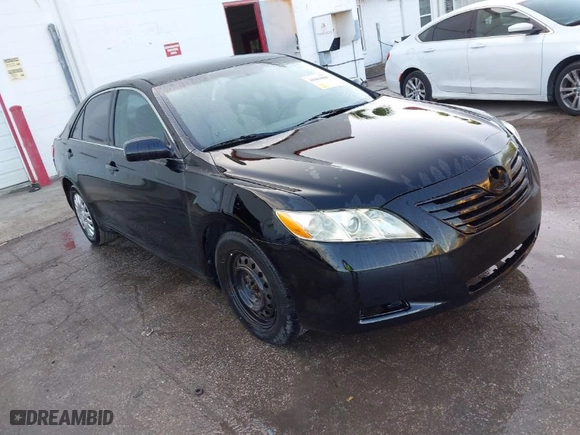 2008 Toyota Camry LE with VIN 4T1BE46KX8U792586, listed as a IAAI auction lot 41863089 with 190,976 mi miles. Bid and sale history available at carsss.com. Image 1.