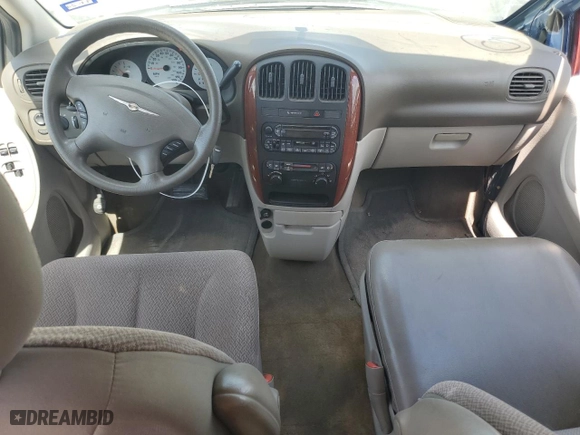 2007 Chrysler Town & Country SWB with VIN 1A4GJ45R37B201913, listed as a Copart auction lot 67544904 with NaN miles and Clean Title. Bid and sale history available at carsss.com. Image 8.