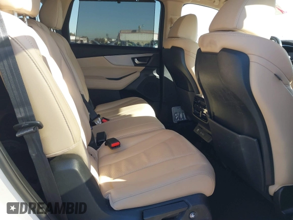 2022 Acura MDX w/Technology Package with VIN 5J8YD9H48NL000743, listed as a IAAI auction lot 41817644 with 69,800 mi miles. Bid and sale history available at carsss.com. Image 8.
