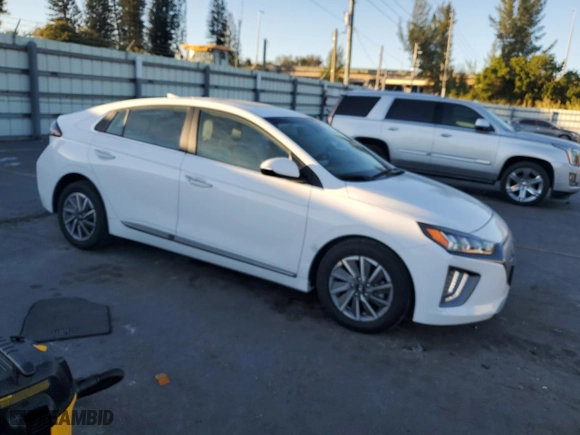 2021 Hyundai Ioniq Electric Limited with VIN KMHC85LJ6MU081927, listed as a Copart auction lot 83955944 with 27,324 mi miles and Salvage Title. Bid and sale history available at carsss.com. Image 4.