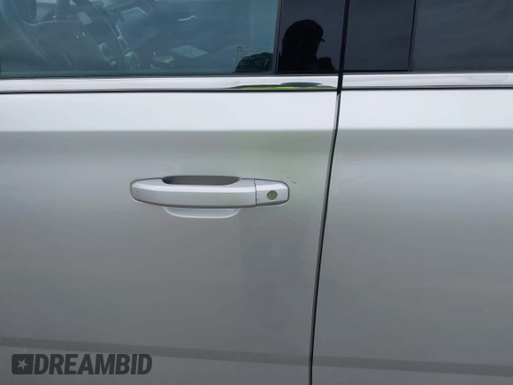 2019 Chevrolet Tahoe Commercial with VIN 1GNSKDEC8KR348535, listed as a IAAI auction lot 42800998 with 133,474 mi miles and . Bid and sale history available at DreamBid. Image 18.