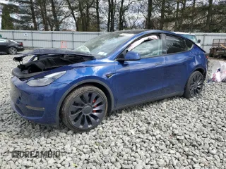 2024 Tesla Model Y Performance z VIN 7SAYGDEF6RA268195, wystawiony jako Copart lot #53211075 z przebiegiem Nie podano mil oraz Szkoda całkowita • Salvage title. Historia ofert i sprzedaży dostępna na DreamBid. Obrazek 1.