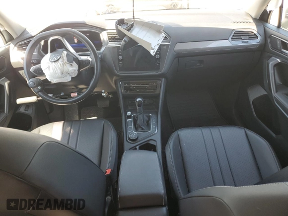 2022 Volkswagen Tiguan SE with VIN 3VV2B7AX9NM099219, listed as a Copart auction lot 63124545 with 39,860 mi miles and Salvage title. Bid and sale history available at DreamBid. Image 8.