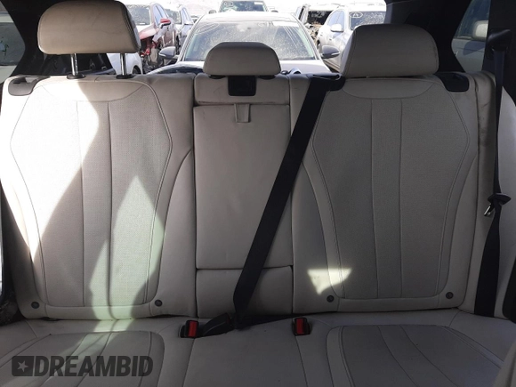 2018 BMW X5 M z VIN 5YMKT6C5XJ0Y83320, wystawiony jako Copart lot #69902062 z przebiegiem 38 383 mil mil oraz . Historia ofert i sprzedaży dostępna na DreamBid. Obrazek 10.