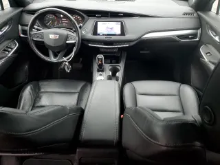 2020 Cadillac XT4 AWD Premium Luxury with VIN 1GYFZDR42LF148742, listed as a Copart auction lot 60729795 with 38,724 mi miles and Salvage title. Bid and sale history available at DreamBid. Image 8.