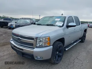 2011 Chevrolet Silverado 1500 LT with VIN 3GCPCSE06BG266809, listed as a IAAI auction lot 41840007 with 179,189 mi miles and . Bid and sale history available at DreamBid. Image 2.
