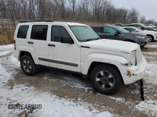 2008 Jeep Liberty Sport z VIN 1J8GN28K78W255067, wystawiony jako Copart lot #86998644 z przebiegiem 151 009 mil mil oraz Czysty tytuł • Clean title. Historia ofert i sprzedaży dostępna na DreamBid. Obrazek 4.