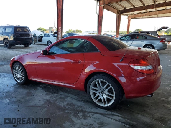 2008 Mercedes-Benz SLK 350 с VIN WDBWK56FX8F189180, выставлен на аукционе Copart как лот 84496114 с пробегом 82 377 миль миль и Списание • Salvage title. История ставок и продаж доступна на DreamBid. Изображение 2.