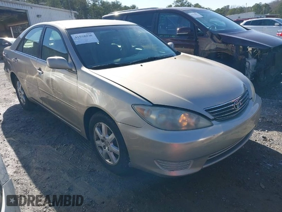 2006 Toyota Camry LE z VIN 4T1BF32K16U118594, wystawiony jako IAAI lot #41558030 z przebiegiem 275 360 mil mil oraz . Historia ofert i sprzedaży dostępna na DreamBid. Obrazek 1.