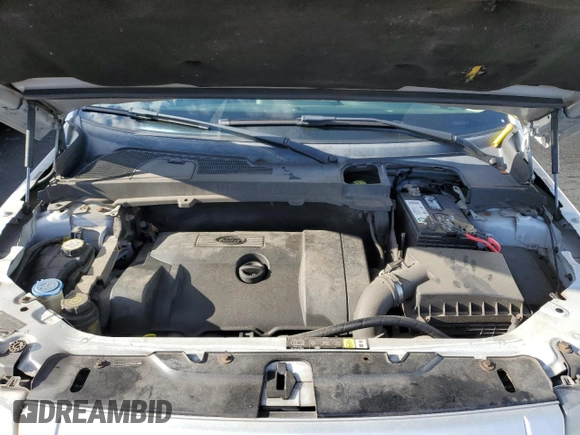 2009 Land Rover LR2 HSE z VIN SALFR24N19H114694, wystawiony jako Copart lot #84816734 z przebiegiem Nie podano mil oraz Szkoda całkowita • Salvage title. Historia ofert i sprzedaży dostępna na DreamBid. Obrazek 12.