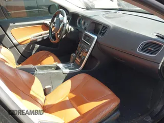 2012 Volvo S60 T5 с VIN YV1622FS1C2086107, выставлен на аукционе IAAI как лот 41844844 с пробегом 194 042 миль миль и . История ставок и продаж доступна на DreamBid. Изображение 5.