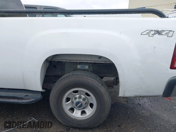2008 GMC Sierra 3500HD SRW SLT z VIN 1GTHK33648F182602, wystawiony jako IAAI lot #41791227 z przebiegiem 385 336 mil mil oraz . Historia ofert i sprzedaży dostępna na DreamBid. Obrazek 21.