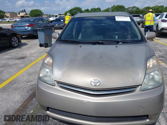 2008 Toyota Prius with VIN JTDKB20U883360029, listed as a IAAI auction lot 42022955 with 200,776 mi miles. Bid and sale history available at carsss.com. Image 6.