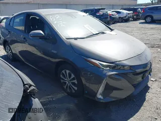 2020 Toyota Prius LE with VIN JTDKARFP0L3135948, listed as a IAAI auction lot 42514600 with 73,404 mi miles and . Bid and sale history available at DreamBid. Image 1.
