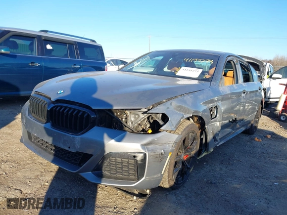 2023 BMW 5 Series 530e z VIN WBA13AG00PCM16532, wystawiony jako IAAI lot #41195273 z przebiegiem 21 335 mil mil oraz . Historia ofert i sprzedaży dostępna na DreamBid. Obrazek 2.