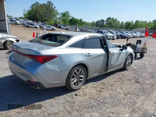 2019 Toyota Avalon XLE z VIN 4T1BZ1FB9KU004259, wystawiony jako IAAI lot #42033958 z przebiegiem 82 640 mil mil oraz . Historia ofert i sprzedaży dostępna na DreamBid. Obrazek 4.