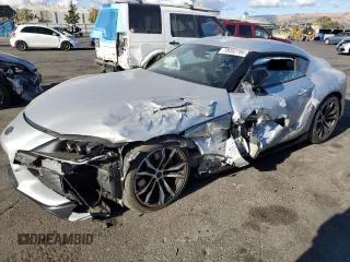 2022 Toyota GR Supra 2.0 with VIN WZ1DB2C05NW050305, listed as a Copart auction lot 78452184 with 17,786 mi miles and Salvage Title. Bid and sale history available at carsss.com. Image 1.