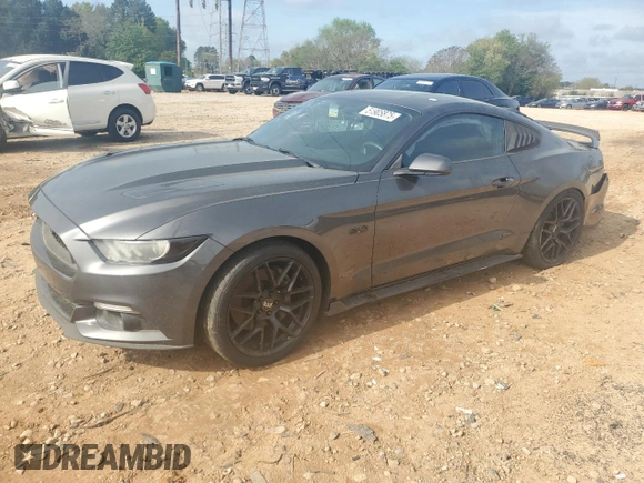 2015 Ford Mustang GT z VIN 1FA6P8CF2F5432983, wystawiony jako Copart lot #51905875 z przebiegiem 107 965 mil mil oraz Szkody całkowita. Historia ofert i sprzedaży dostępna na DreamBid. Obrazek 1.