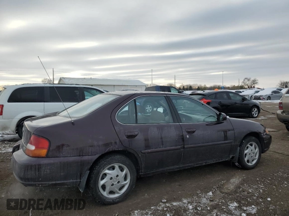 1998 Nissan Altima XE with VIN 1N4DL01D4WC195043, listed as a Copart auction lot 44983745 with 154,020 mi miles and Salvage Title. Bid and sale history available at carsss.com. Image 3.