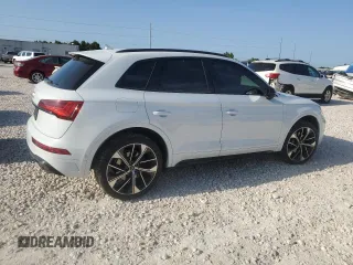 2024 Audi SQ5 Prestige with VIN WA1C4AFY9R2055613, listed as a Copart auction lot 65824194 with 7,941 mi miles and Salvage Title. Bid and sale history available at DreamBid. Image 3.