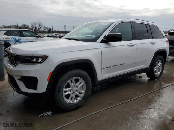 2024 Jeep Grand Cherokee Laredo X with VIN 1C4RJGAG1RC680740, listed as a Copart auction lot 41856805 with 45,235 mi miles and Clean Title. Bid and sale history available at carsss.com. Image 1.