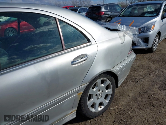 2005 Mercedes-Benz C 240 with VIN WDBRF81J25F608844, listed as a IAAI auction lot 41747537 with 143,004 mi miles and . Bid and sale history available at DreamBid. Image 15.