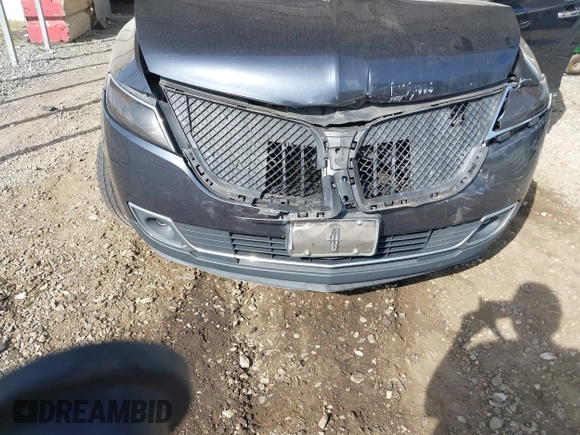 2014 Lincoln MKX with VIN 2LMDJ8JK9EBL16189, listed as a IAAI auction lot 42152268 with 215,862 mi miles and . Bid and sale history available at DreamBid. Image 6.