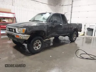 1991 Toyota Pickup с VIN JT4RN13P0M6028973, выставлен на аукционе IAAI как лот 41851906 с пробегом 197 566 миль миль и . История ставок и продаж доступна на DreamBid. Изображение 2.