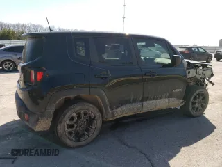 2023 Jeep Renegade Latitude with VIN ZACNJDB10PPP26815, listed as a Copart auction lot 48479055 with 11,393 mi miles and Salvage Title. Bid and sale history available at carsss.com. Image 3.