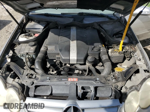 2004 Mercedes-Benz CLK 320 z VIN WDBTK65G24T032144, wystawiony jako Copart lot #48421025 z przebiegiem 157 180 mil mil oraz Szkody całkowita. Historia ofert i sprzedaży dostępna na DreamBid. Obrazek 11.