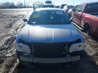 2016 Chrysler 300 Limited with VIN 2C3CCAAGXGH212405, listed as a IAAI auction lot 41130610 with 106,189 mi miles. Bid and sale history available at carsss.com. Image 12.