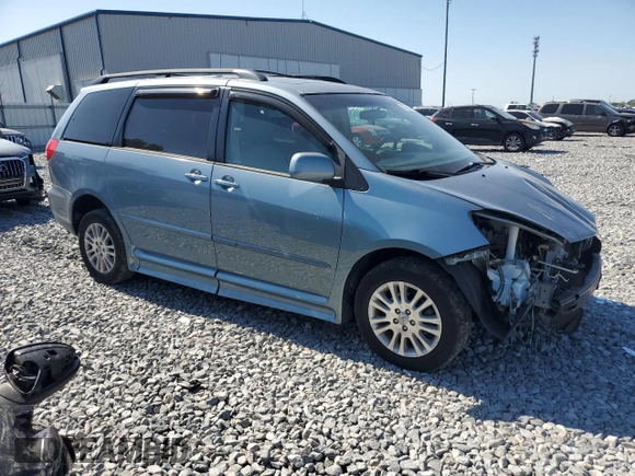 2010 Toyota Sienna XLE with VIN 5TDYK4CC1AS325572, listed as a Copart auction lot 53334805 with 100,426 mi miles and Salvage Title. Bid and sale history available at carsss.com. Image 4.