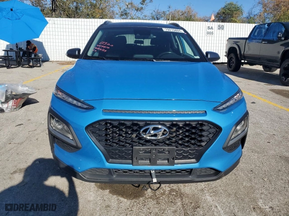 2020 Hyundai Kona SEL with VIN KM8K22AA9LU409810, listed as a Copart auction lot 79215804 with 52,109 mi miles and Salvage Title. Bid and sale history available at carsss.com. Image 5.