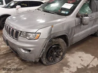 2019 Jeep Grand Cherokee Altitude with VIN 1C4RJFAG8KC849071, listed as a IAAI auction lot 41065194 with 113,911 mi miles. Bid and sale history available at carsss.com. Image 6.