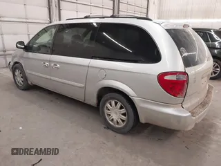 2007 Chrysler Town & Country LWB Touring with VIN 2A4GP54L87R151822, listed as a IAAI auction lot 41214165 with 207,349 mi miles. Bid and sale history available at carsss.com. Image 3.