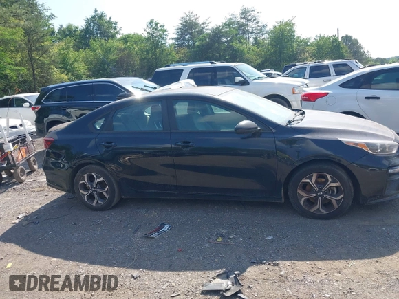 2020 Kia Forte LXS z VIN 3KPF24AD4LE171018, wystawiony jako IAAI lot #42130798 z przebiegiem 206 004 mil mil oraz . Historia ofert i sprzedaży dostępna na DreamBid. Obrazek 12.