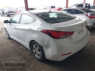 2015 Hyundai Elantra SE z VIN 5NPDH4AE2FH573747, wystawiony jako IAAI lot #42130009 z przebiegiem 99 220 mil mil oraz . Historia ofert i sprzedaży dostępna na DreamBid. Obrazek 3.