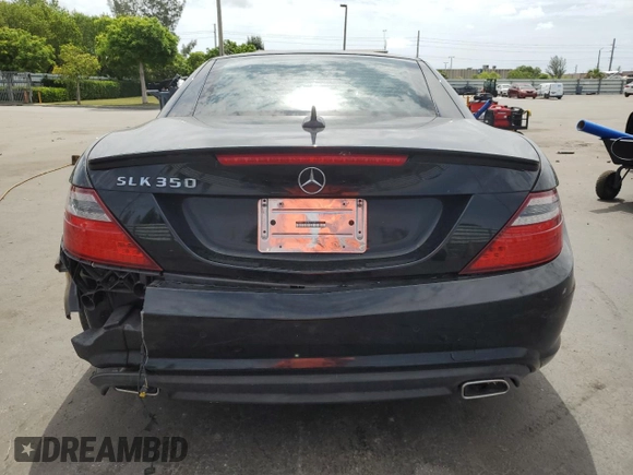 2014 Mercedes-Benz SLK 350 z VIN WDDPK5HA6EF091935, wystawiony jako Copart lot #62969735 z przebiegiem 72 049 mil mil oraz Szkoda całkowita • Salvage title. Historia ofert i sprzedaży dostępna na DreamBid. Obrazek 6.