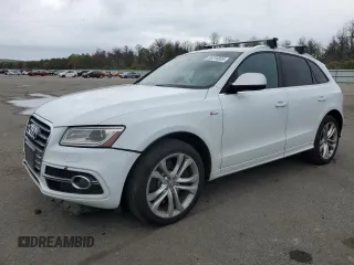 2014 Audi SQ5 Premium Plus z VIN WA1CGAFP0EA067700, wystawiony jako Copart lot #56374555 z przebiegiem 165 958 mil mil oraz Szkody całkowita. Historia ofert i sprzedaży dostępna na DreamBid. Obrazek 1.