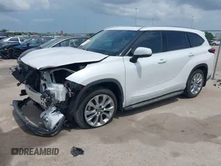 2023 Toyota Highlander L with VIN 5TDKDRAH4PS032141, listed as a IAAI auction lot 42476982 with 24,327 mi miles and . Bid and sale history available at DreamBid. Image 19.