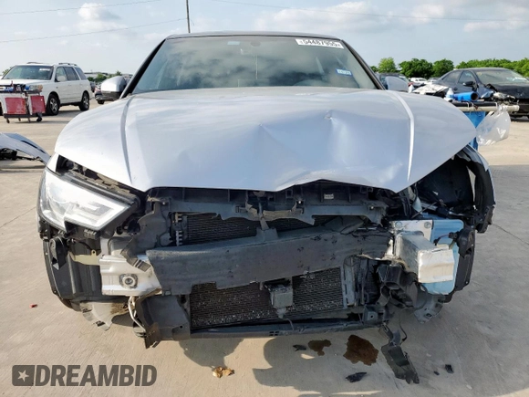 2020 Audi A3 Premium z VIN WAUAUGFF8LA005553, wystawiony jako Copart lot #54487955 z przebiegiem 48 336 mil mil oraz Szkoda całkowita • Salvage title. Historia ofert i sprzedaży dostępna na DreamBid. Obrazek 5.