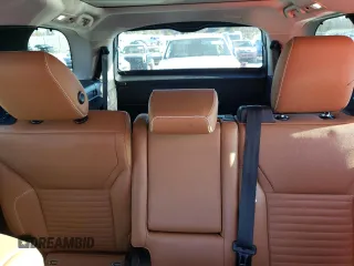 2017 Land Rover Discovery First Edition with VIN SALRTBBV8HA020787, listed as a Copart auction lot 88906495 with 100,318 mi miles and Salvage Title. Bid and sale history available at carsss.com. Image 10.