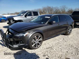 2023 Volvo V90 Ultimate z VIN YV4062NCXP1161289, wystawiony jako Copart lot #39721384 z przebiegiem 4467 mil mil oraz . Historia ofert i sprzedaży dostępna na DreamBid. Obrazek 1.