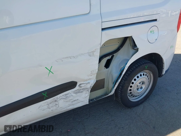 2022 Ram ProMaster City Cargo Tradesman with VIN ZFBHRFAB3N6W35491, listed as a IAAI auction lot 42175886 with 53,887 mi miles. Bid and sale history available at carsss.com. Image 6.