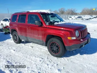 2016 Jeep Patriot Sport z VIN 1C4NJRBB4GD549564, wystawiony jako IAAI lot #41626688 z przebiegiem 125 558 mil mil oraz . Historia ofert i sprzedaży dostępna na DreamBid. Obrazek 1.