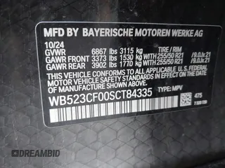 2025 BMW iX xDrive50 z VIN WB523CF00SCT84335, wystawiony jako IAAI lot #42002627 z przebiegiem 3241 mil mil oraz . Historia ofert i sprzedaży dostępna na DreamBid. Obrazek 9.